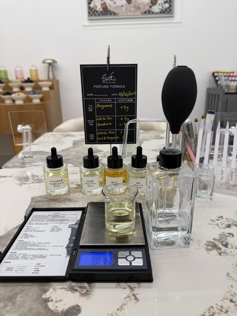 The lasting foundation — Make Your Own Perfume In Seoul in Korea