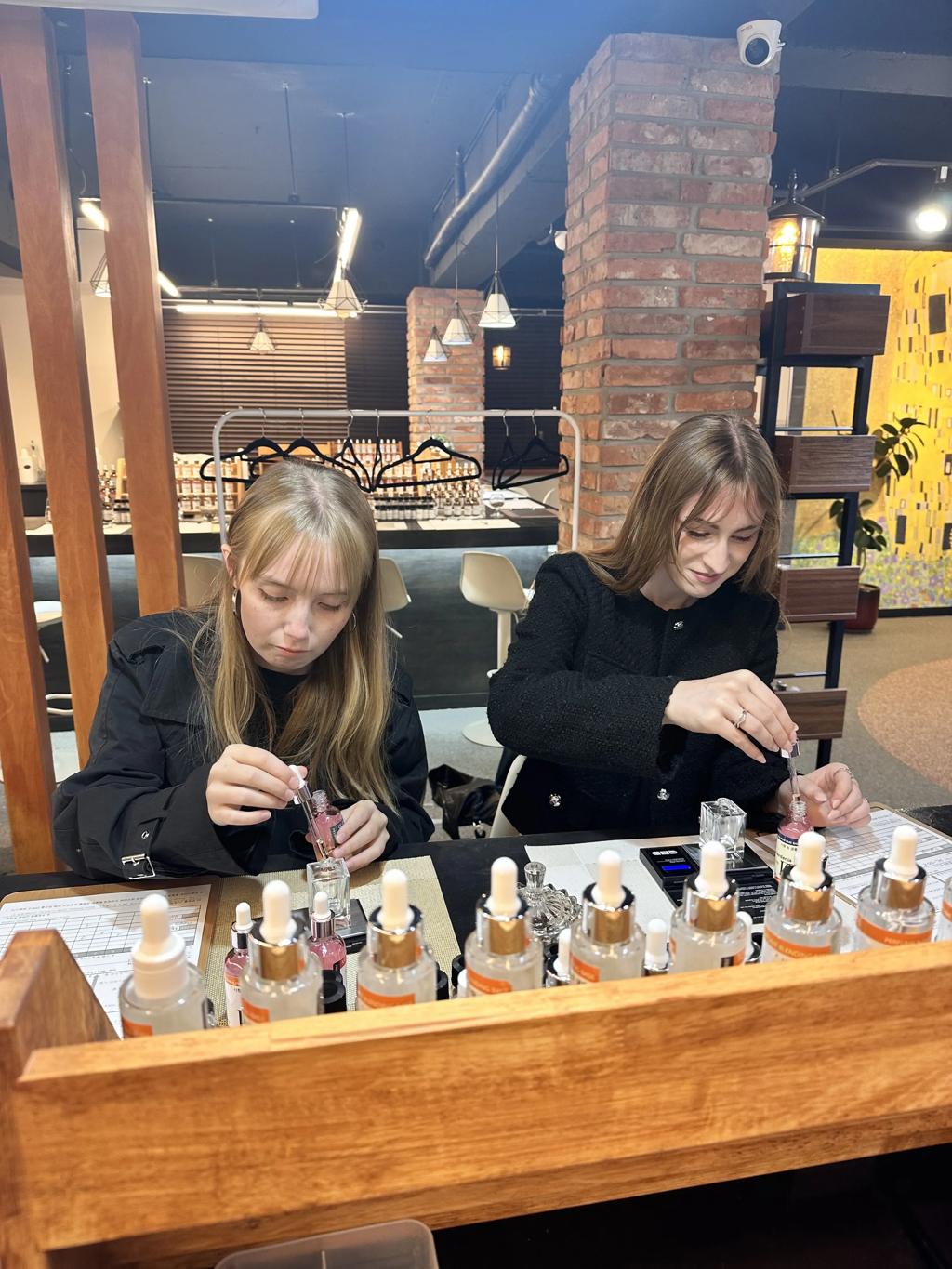 Make your own perfume in seoul — Make Your Own Perfume In Seoul in Korea