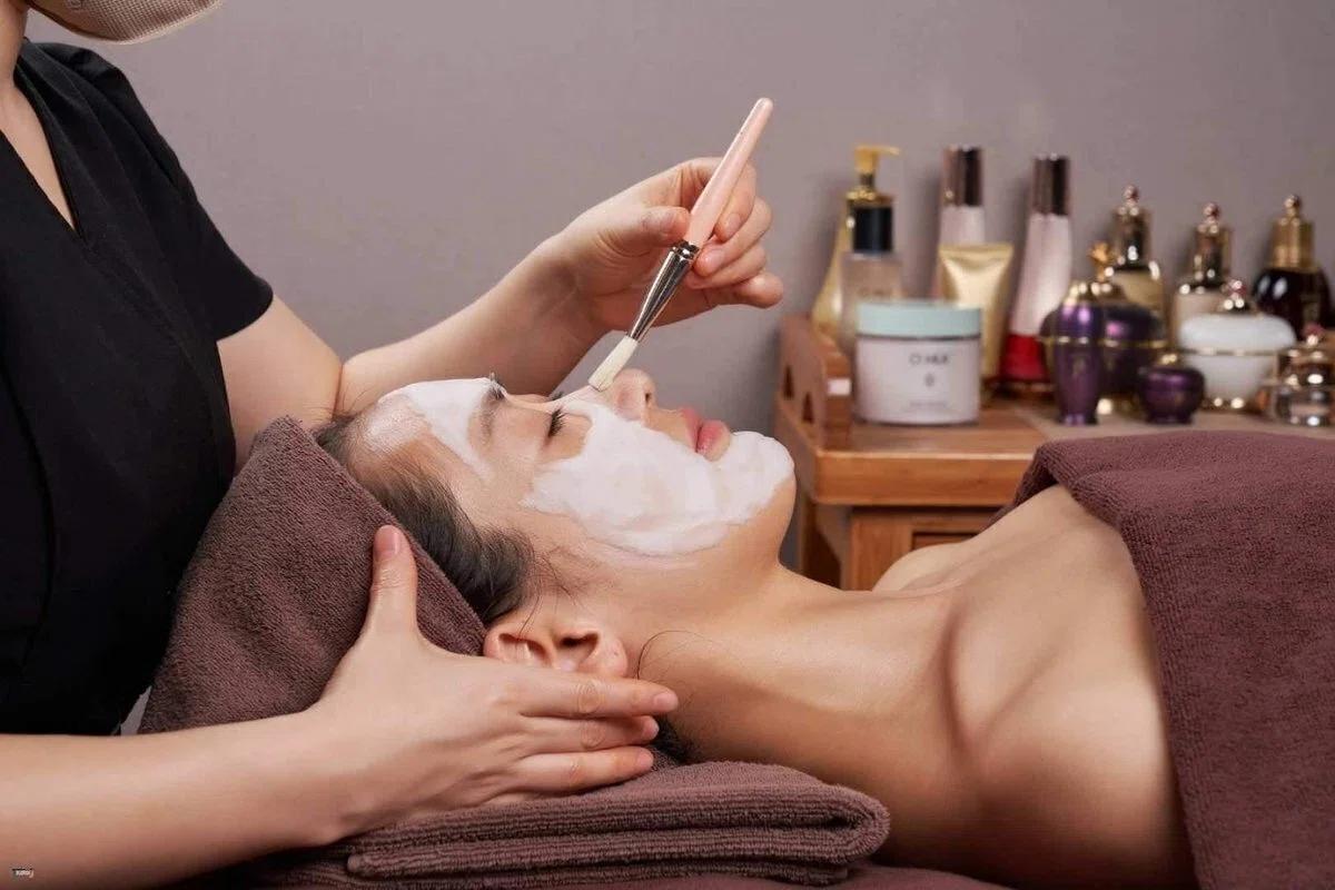 Premium Korean facial treatment with a mask being applied in a Seoul esthetic studio