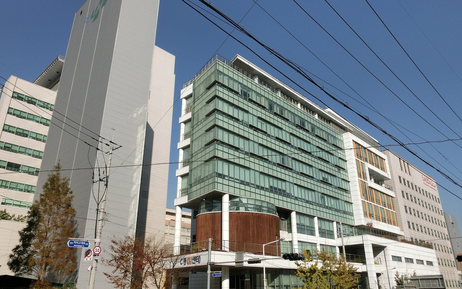 Pusan National University Hospital building exterior