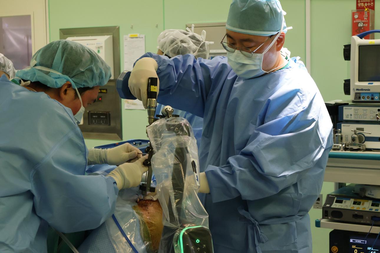 Neurology & Neurosurgery in Korea