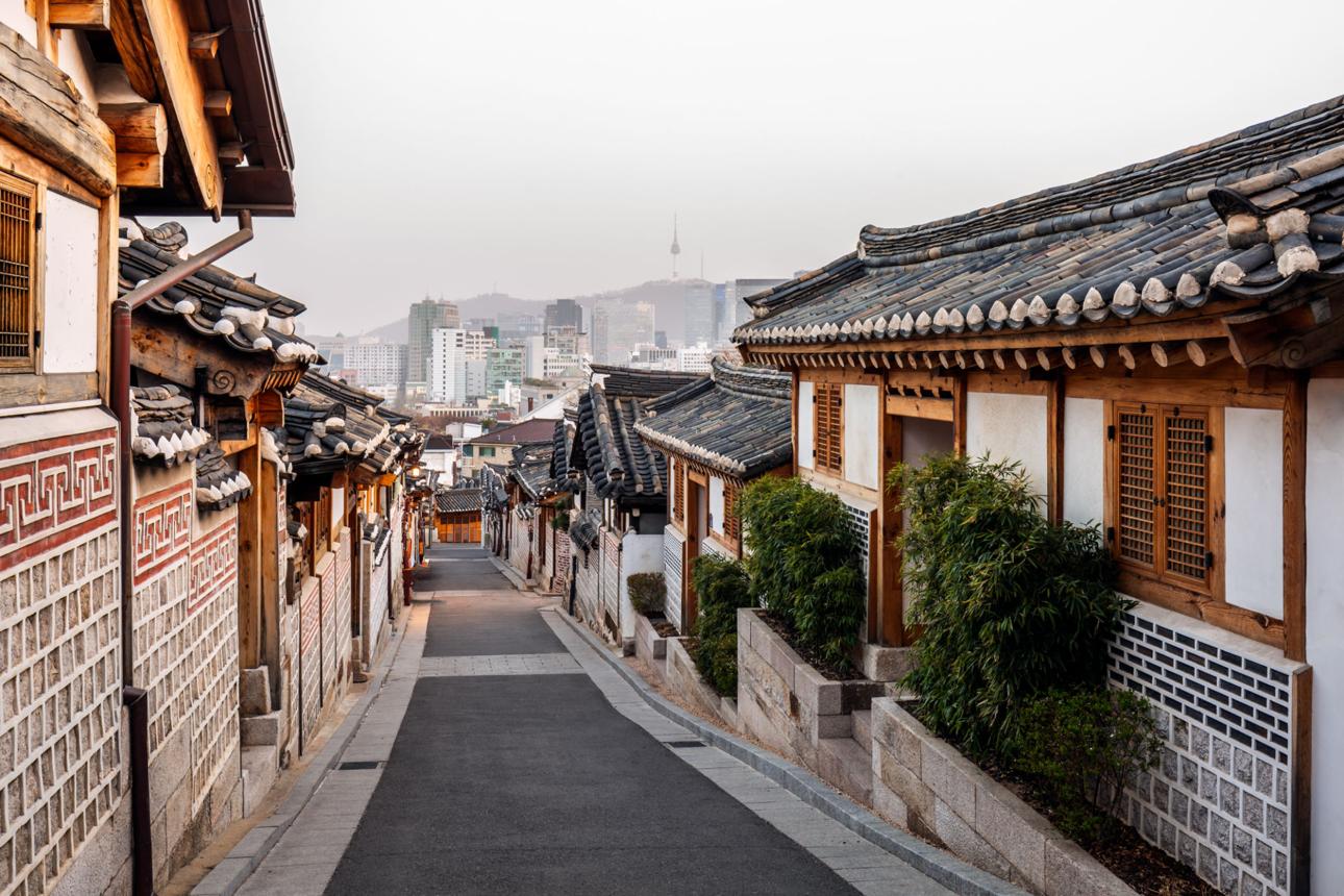 Create a scent that reminds you of korea — Make Your Own Perfume In Seoul in Korea