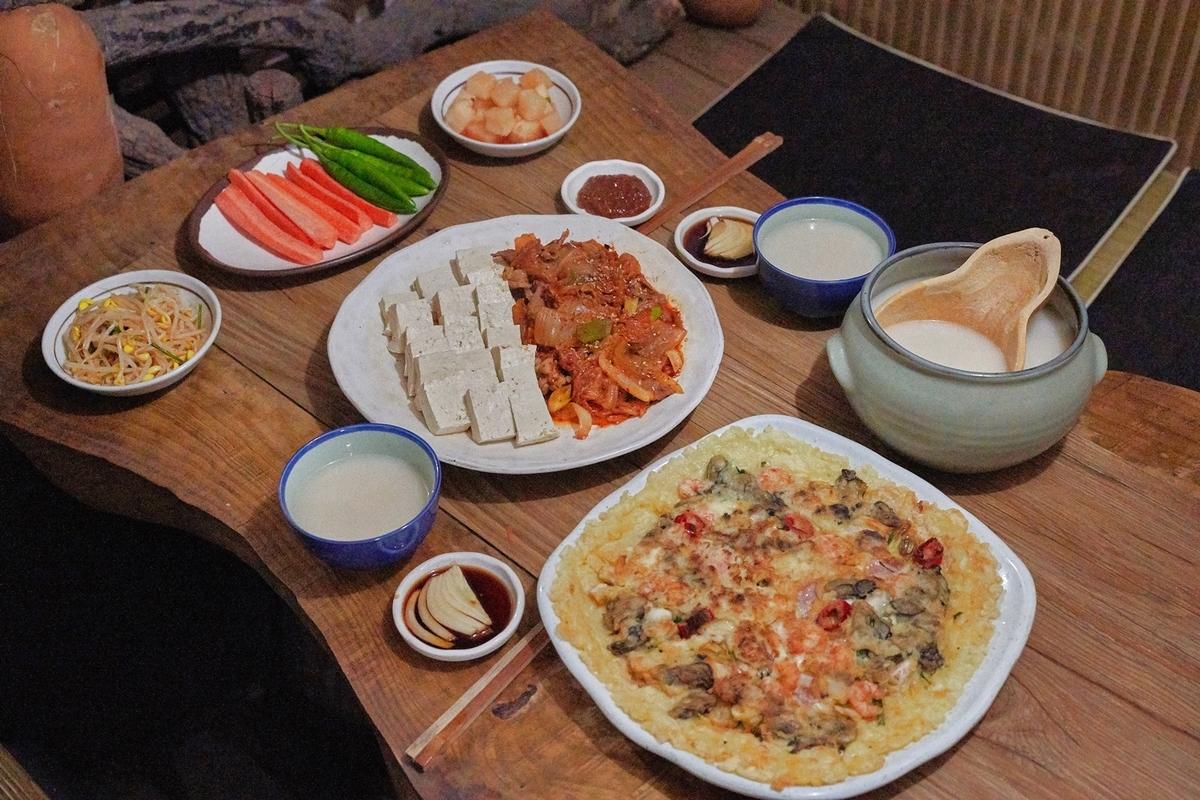 Dubu kimchi — Korean Traditional Liquor & Makgeolli Experience in Korea