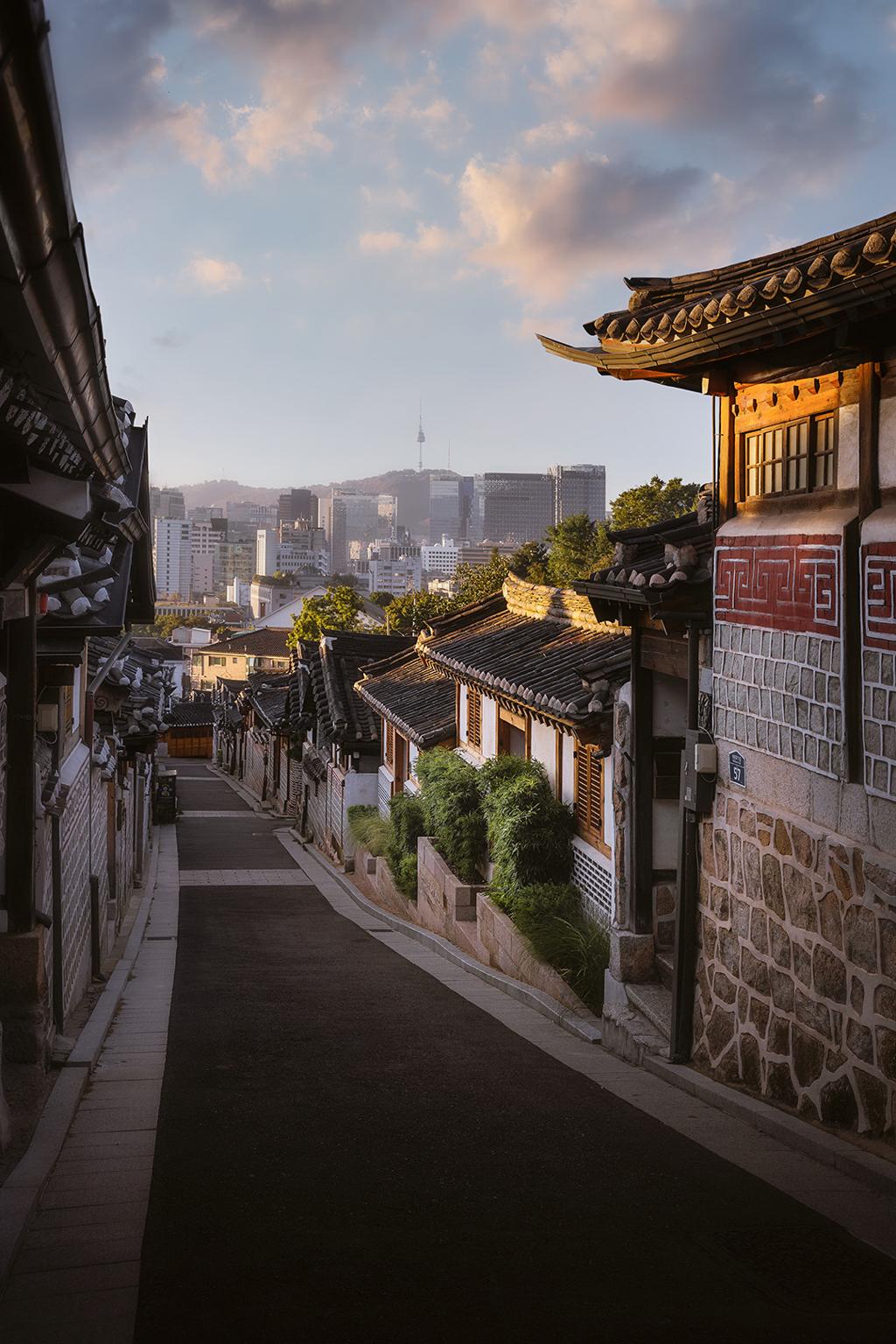 Quiet · woody · clean — Make Your Own Perfume In Seoul in Korea