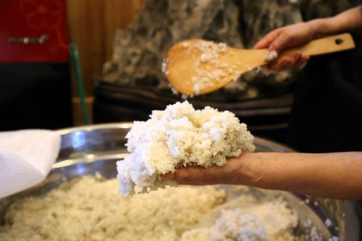 Everything starts with grain — Korean Traditional Liquor & Makgeolli Experience in Korea