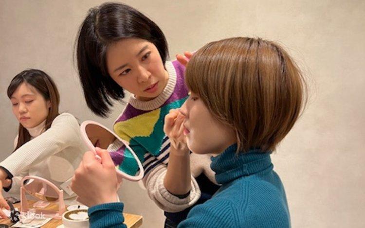 K-beauty makeup class — Korean Personal Color Analysis in Korea
