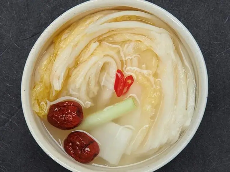 Baek Kimchi (White Kimchi) — Kimchi Culture & Guide