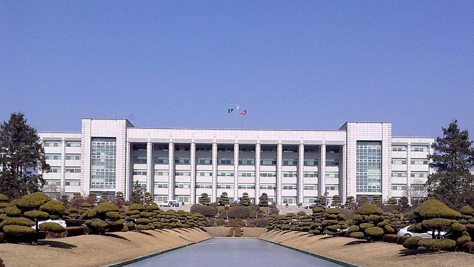 Main gate of Inha University